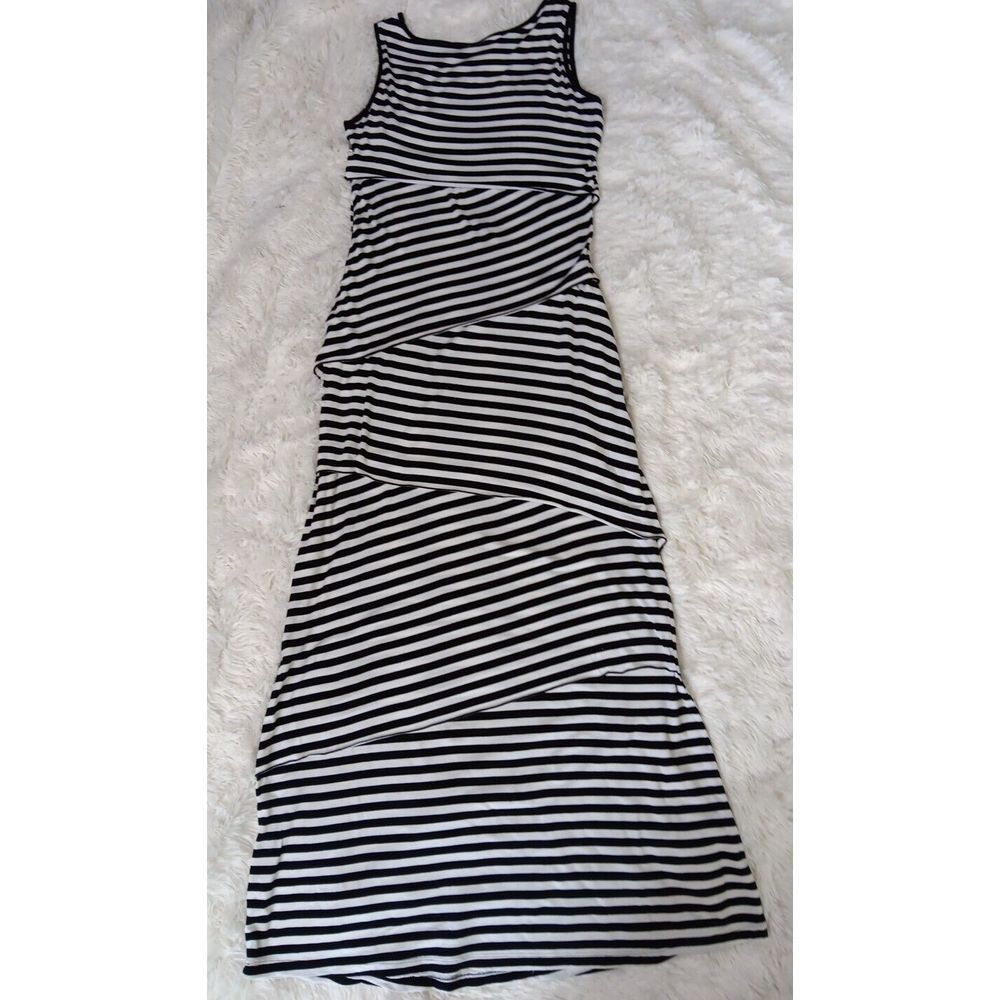 New York & Co Sleeveless Black & White Striped Long/Maxi Dress Sz Small - Picture 9 of 10